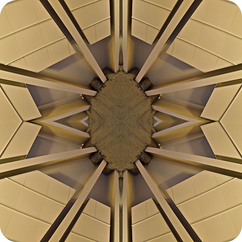Novotel - Paris Charles de Gaulle = CDG = Terminal 3- plafond