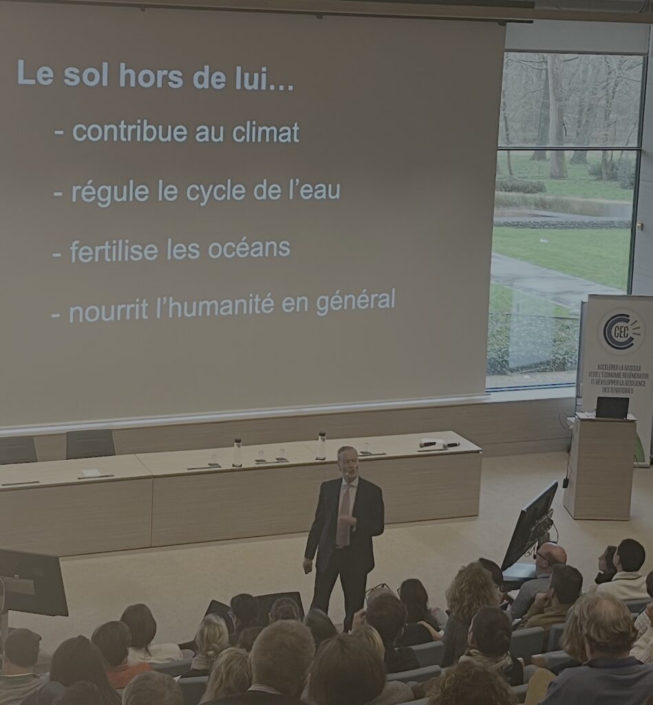 Martc-André Sélosse : le sol hors de lui